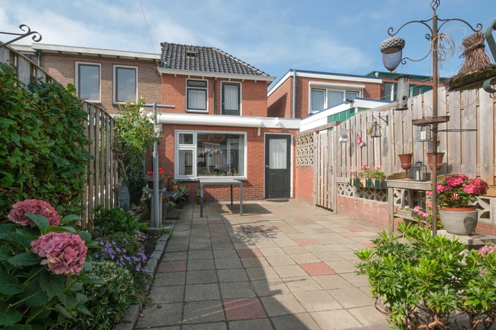 Foto 15 van Bornerbroeksestraat 122