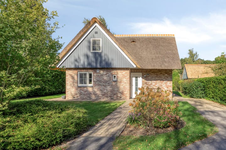 Photo 35 of Binnenweg 12-70