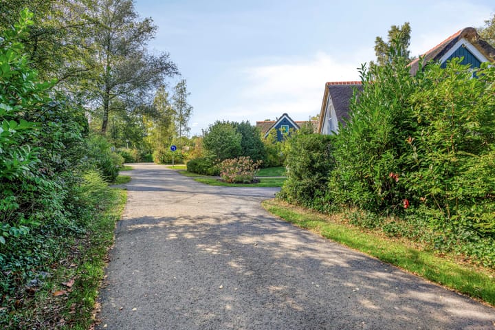 Photo 37 of Binnenweg 12-70