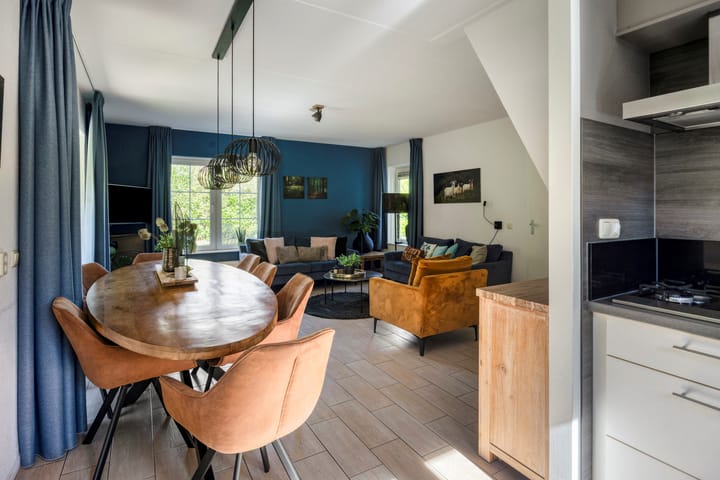 Photo 10 of Binnenweg 12-70