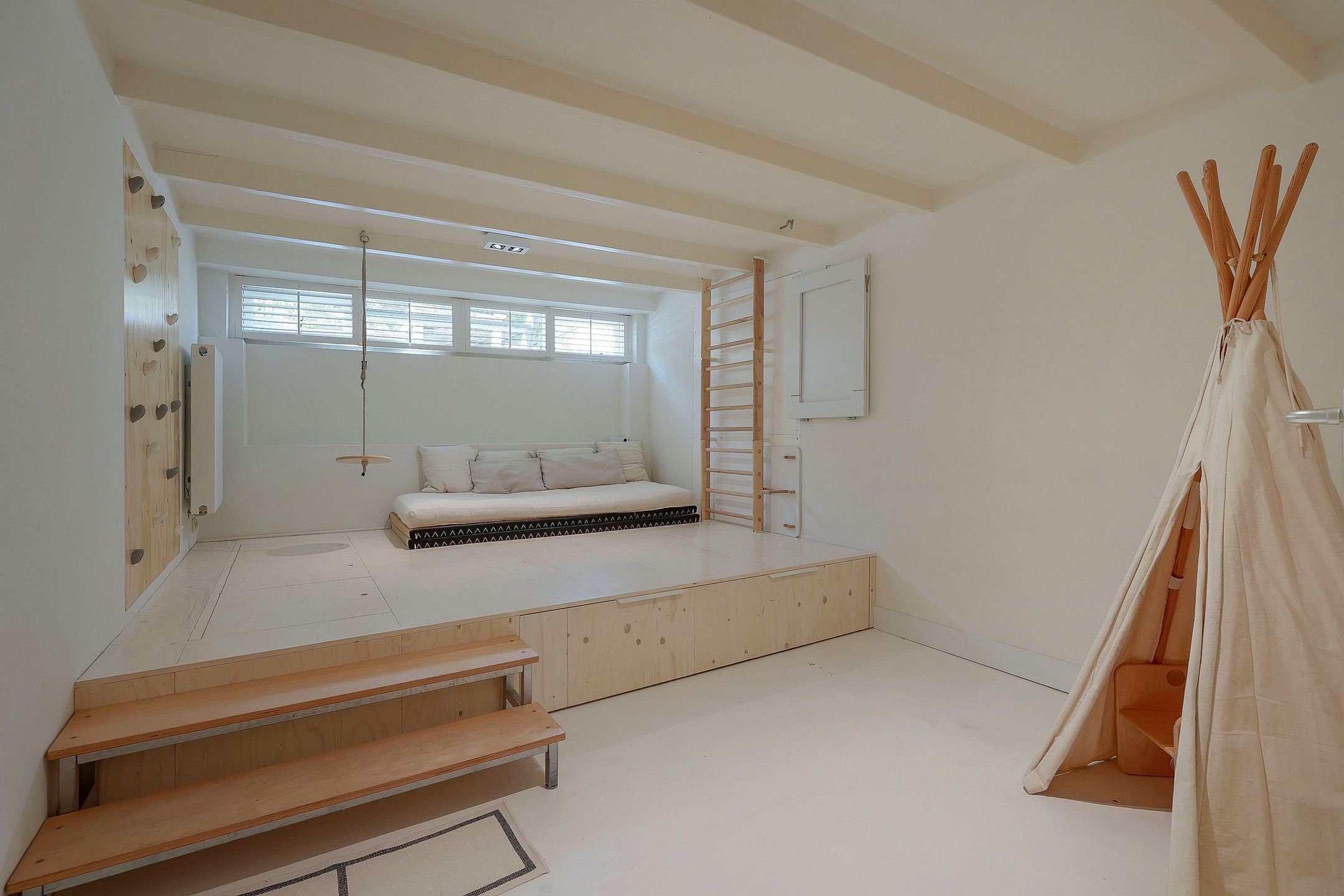 Photo 24 of Reinier Claeszenstraat 17-H
