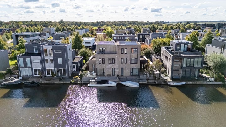 Foto 2 van Warmoltseiland 7