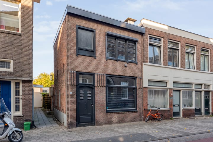 Foto 2 van Van Karnebeekstraat 44