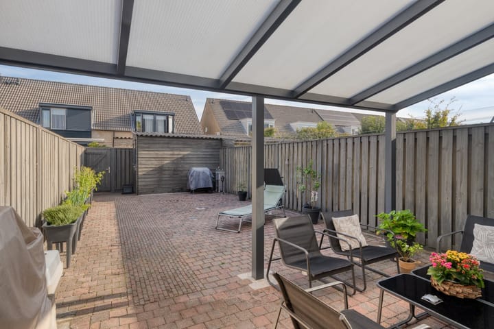 Foto 13 van Midwoldeplein 2