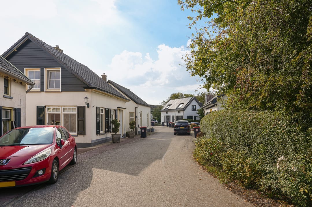 Photo 62 of Lingedijk 67