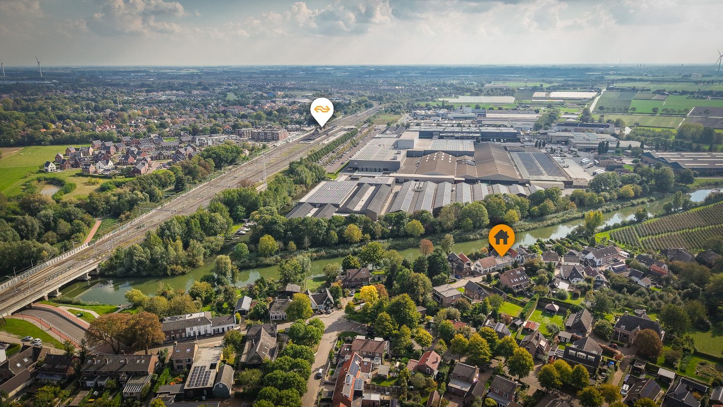 Photo 65 of Lingedijk 67