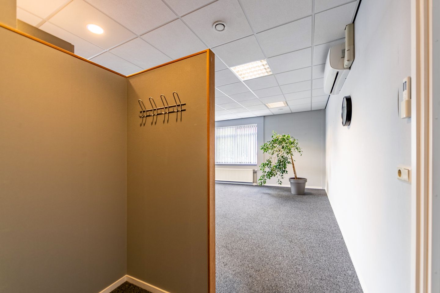 Bekijk foto 3 van Robijnlaan 2-A
