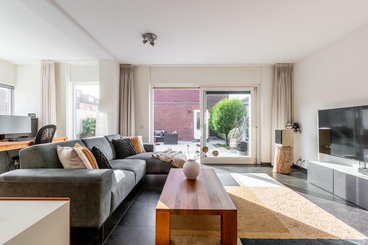 Foto 2 van Amazonelaan 112