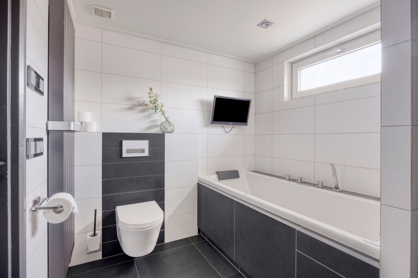 Foto 29 van Oranjestraat 1