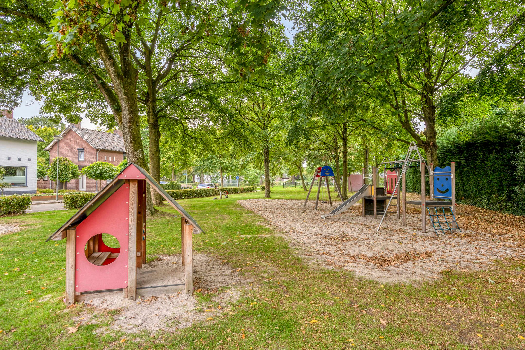 Foto 45 van Oranjestraat 1