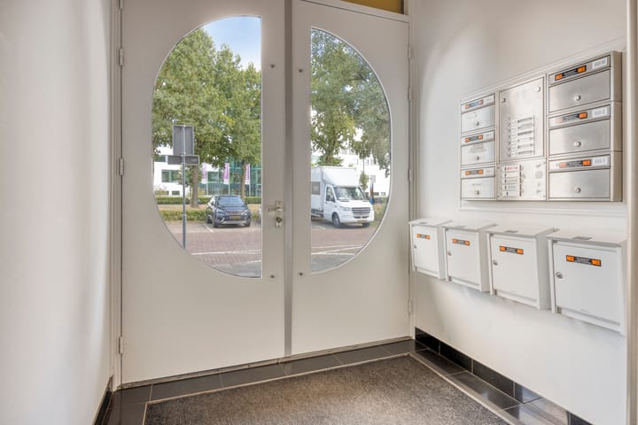 Foto 5 van Veldmaarschalk Montgomerylaan 669-C1