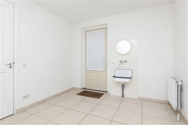 Photo 9 of Hoofdstraat 43