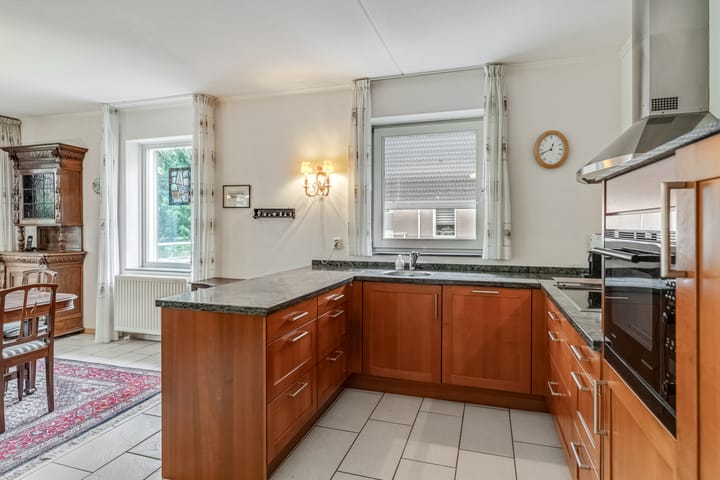 Foto 7 van Meester Linssenhof 43