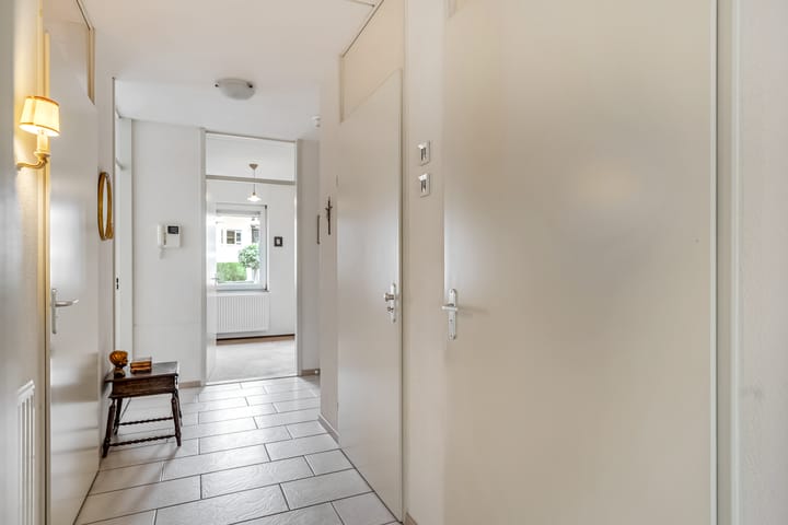 Foto 15 van Meester Linssenhof 43