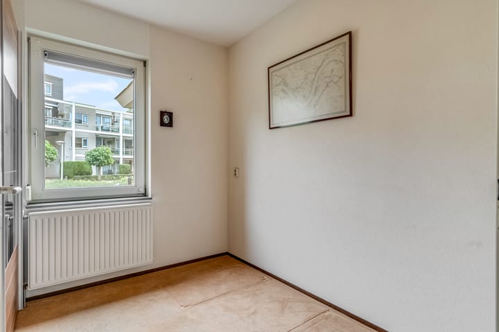 Foto 18 van Meester Linssenhof 43