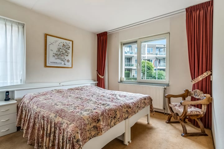 Foto 22 van Meester Linssenhof 43