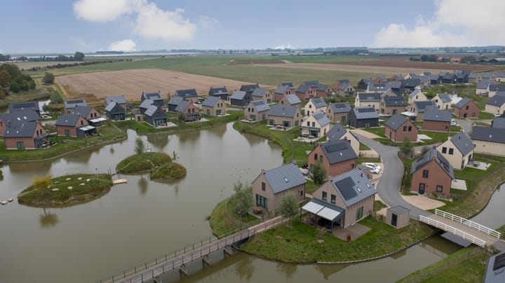 Photo 3 of Veerweg 50-239