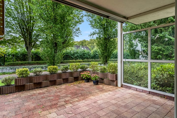 Foto 28 van Meester Linssenhof 43