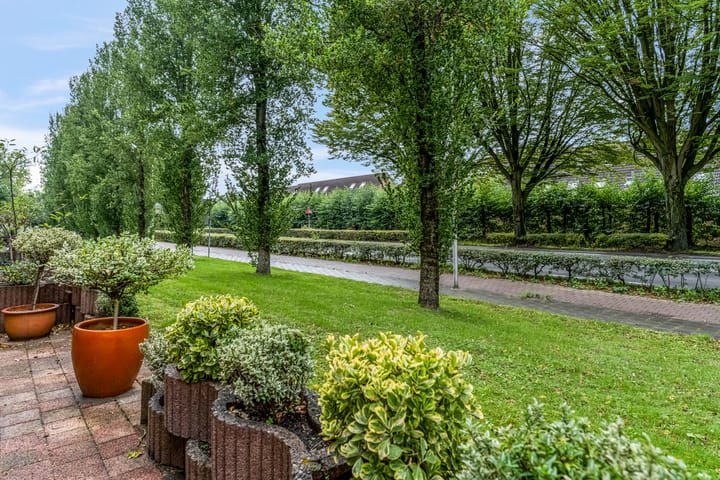 Foto 32 van Meester Linssenhof 43