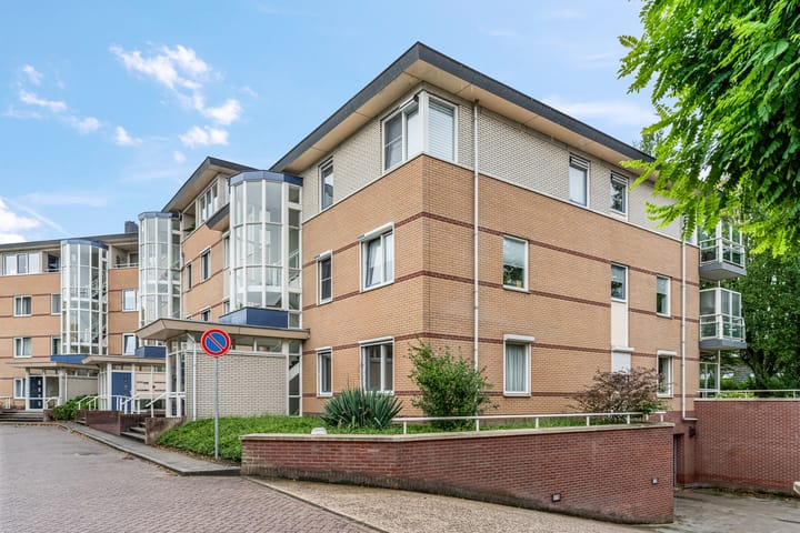 Foto 33 van Meester Linssenhof 43