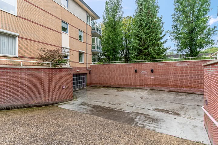 Foto 35 van Meester Linssenhof 43