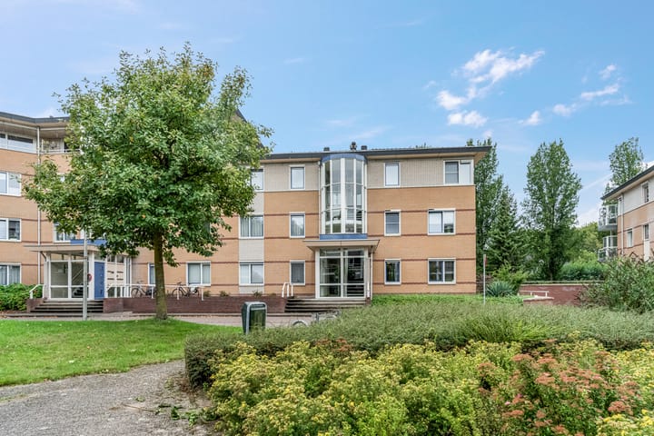 Foto 39 van Meester Linssenhof 43