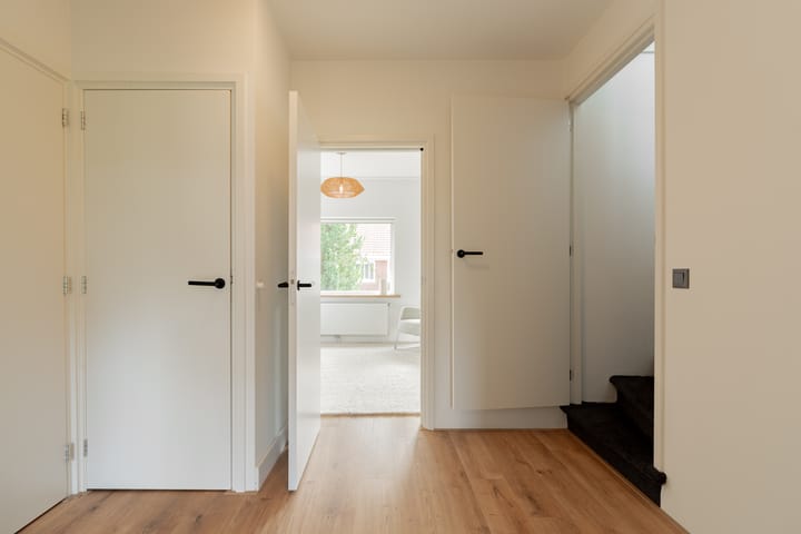 Photo 36 of Frans Halsstraat 88