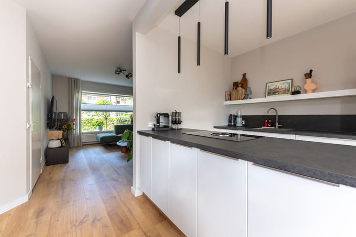 Photo 16 of Guido Gezellelaan 5