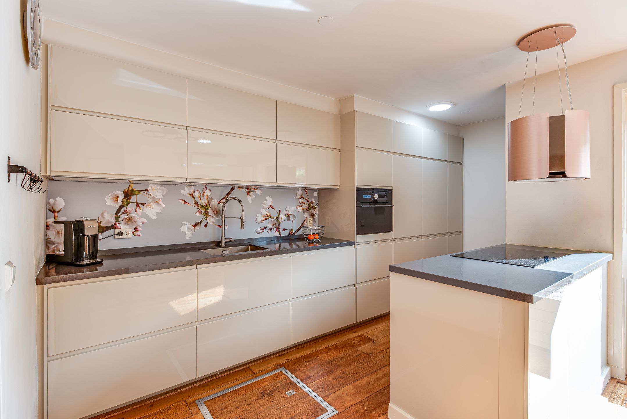 Foto 9 van S. Hoogewerffstraat 84