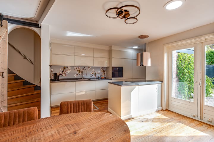 Foto 10 van S. Hoogewerffstraat 84