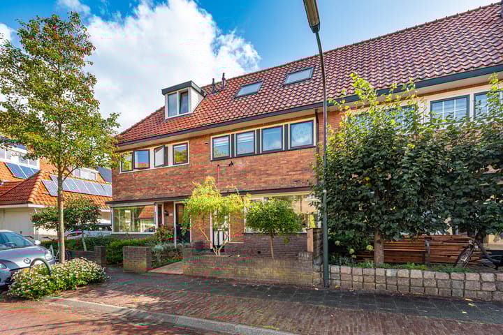 Foto 34 van S. Hoogewerffstraat 84