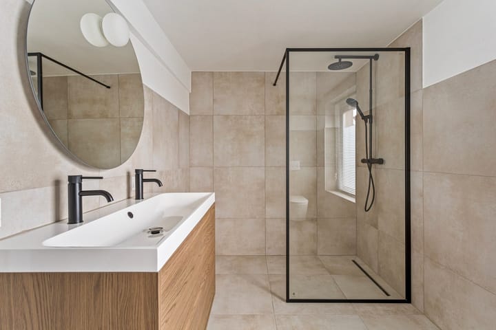 Photo 6 of Limbrichterstraat 18-A