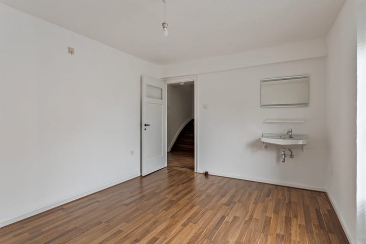 Photo 29 of Limbrichterstraat 18-A