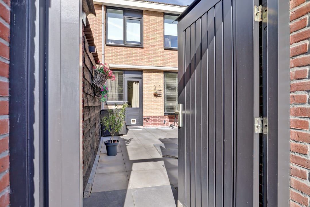 Foto 28 van Meidoornstraat 22