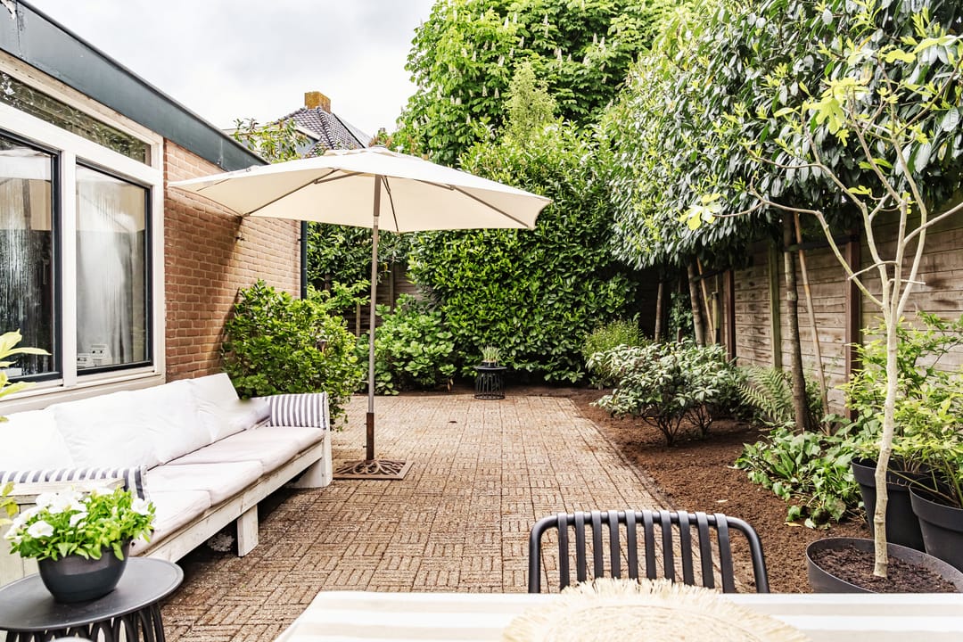 Photo 11 of Raadhuisplein 2