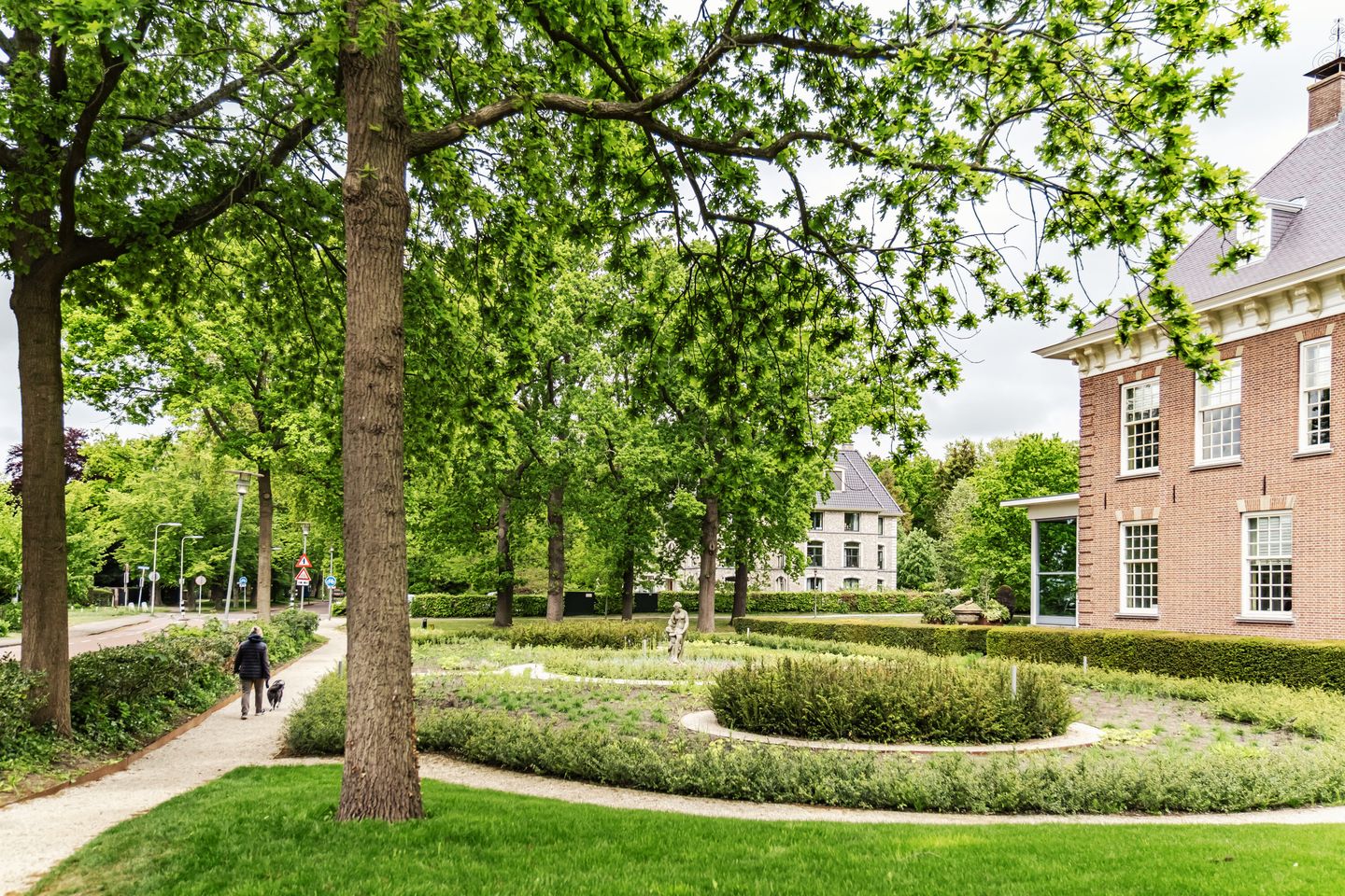 Photo 14 of Raadhuisplein 2