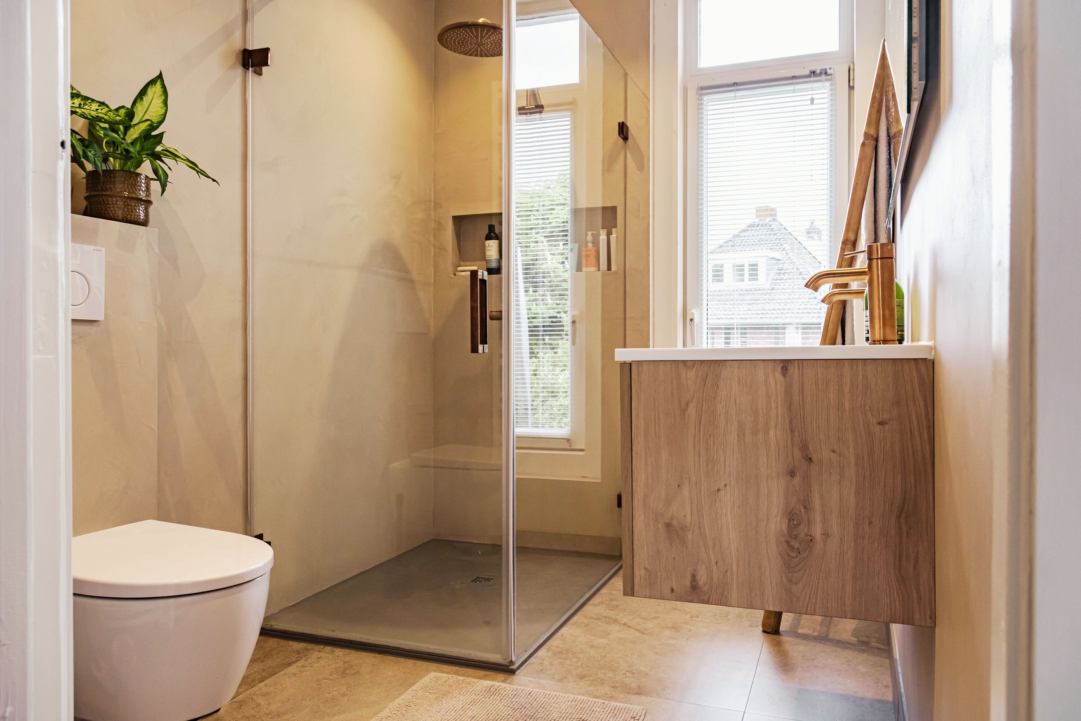 Photo 15 of Raadhuisplein 2