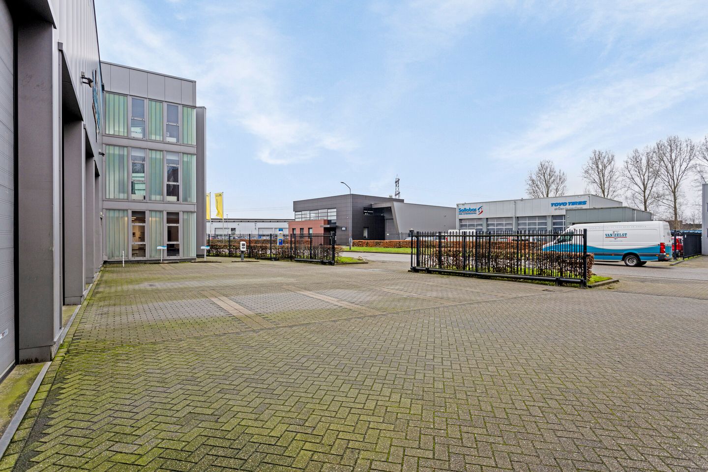 Bekijk foto 5 van Argon 34