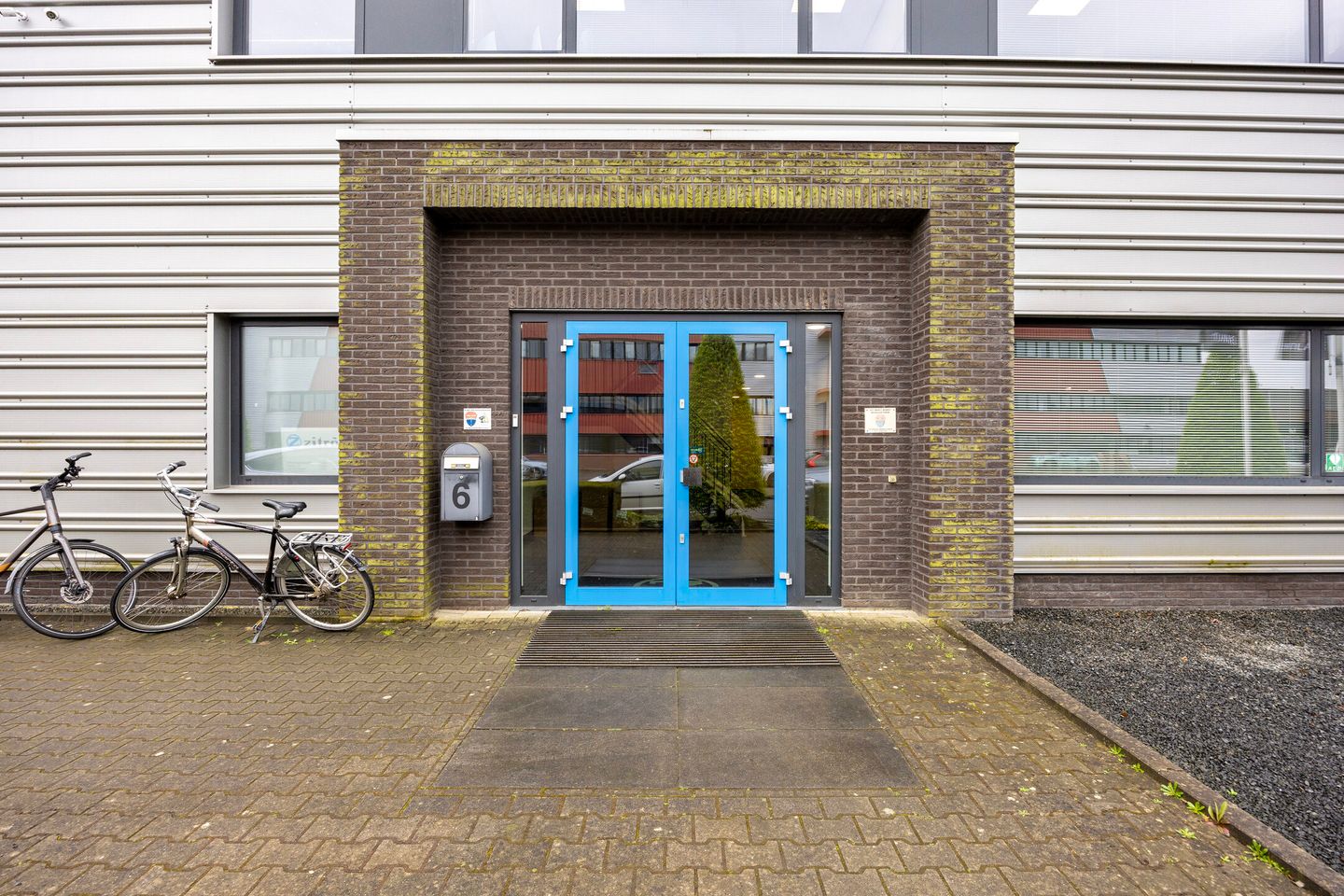 Bekijk foto 5 van Droogdokstraat 6