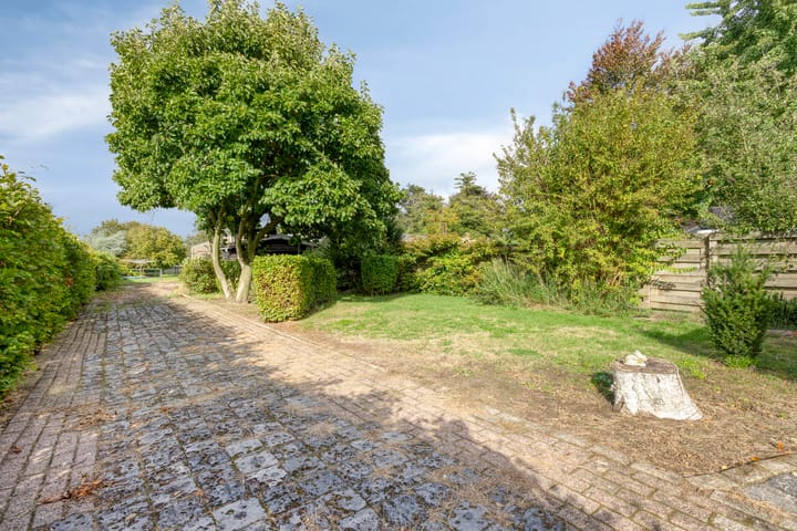 Foto 52 van Burgemeester van Erpstraat 35