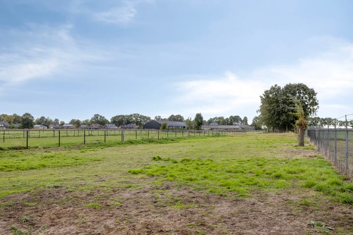 Foto 72 van Burgemeester van Erpstraat 35