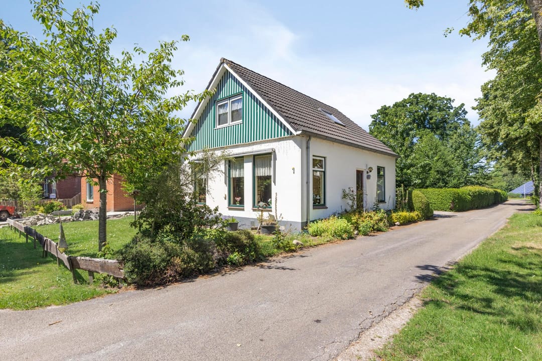 Foto 1 van 't Lindenhof 1