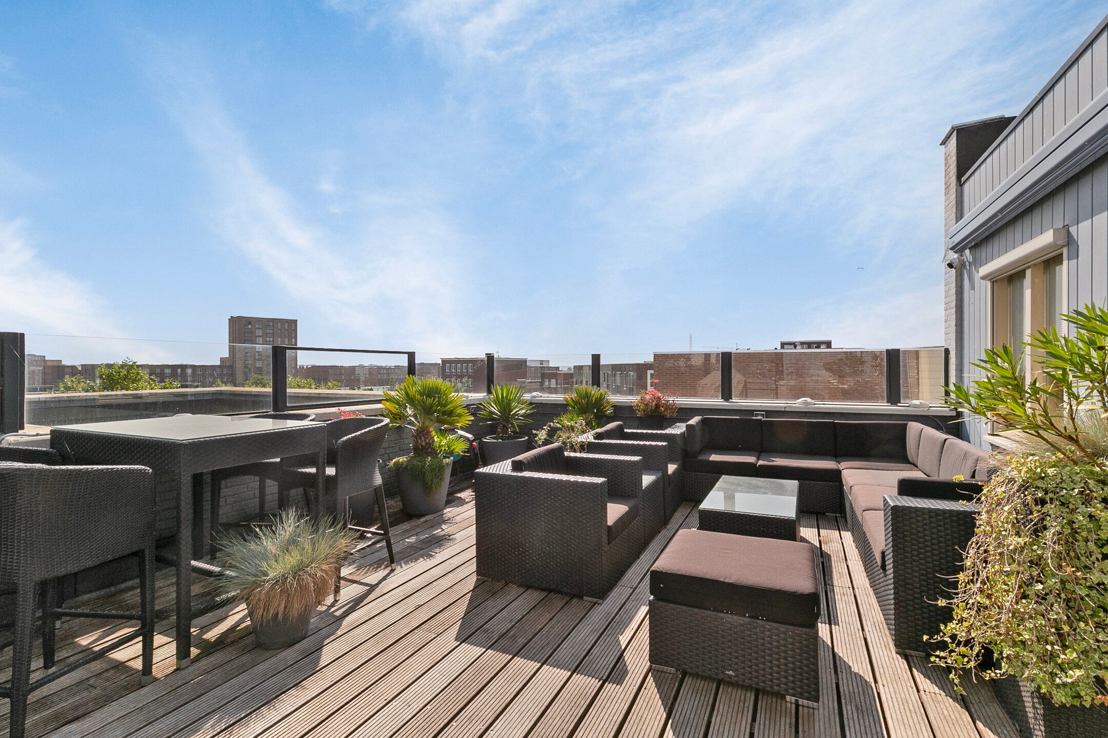 Beneluxlaan, 669, Almere, 1363BJ, Flevoland, Nederland 669 