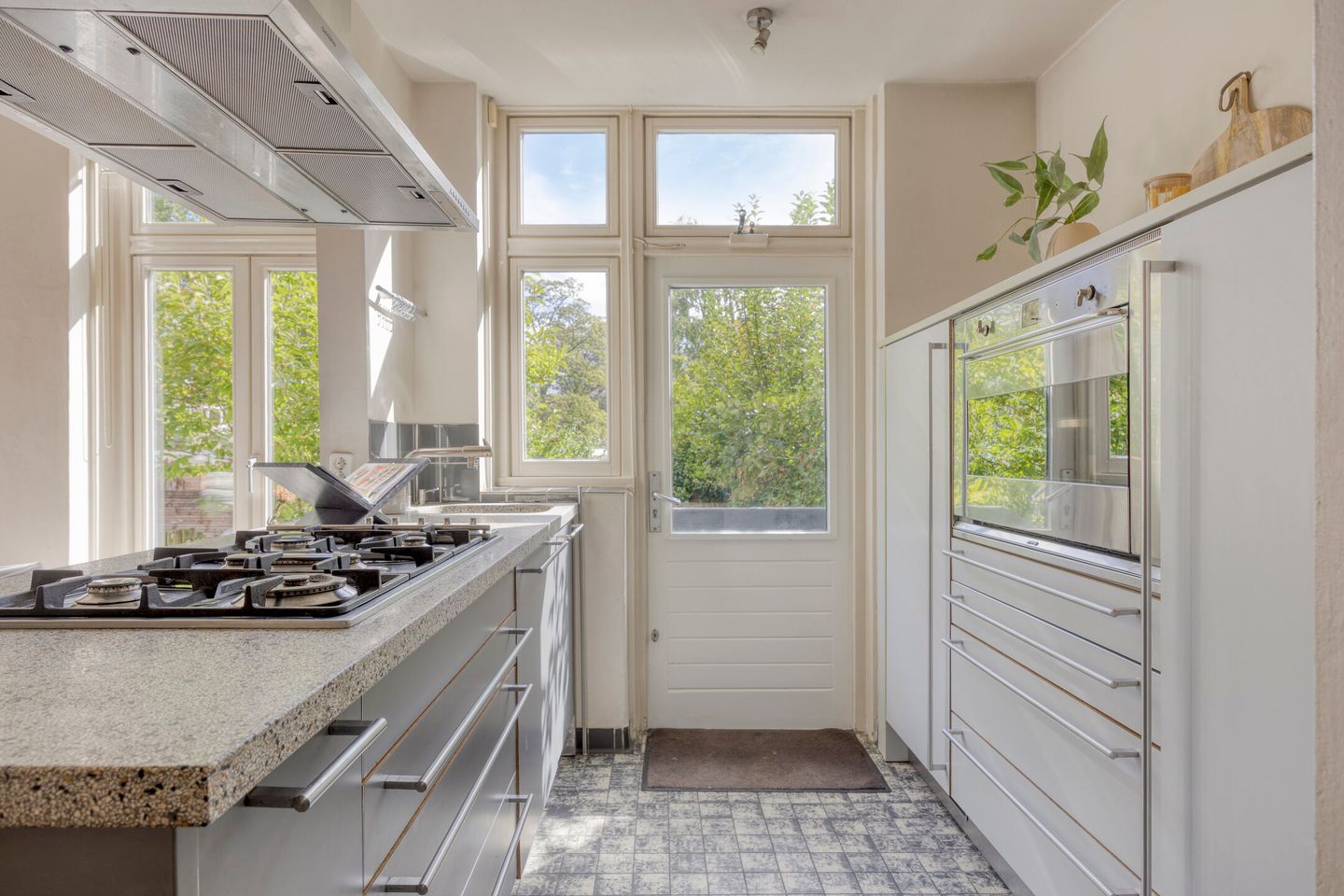 Photo 14 of St Jansweg 31