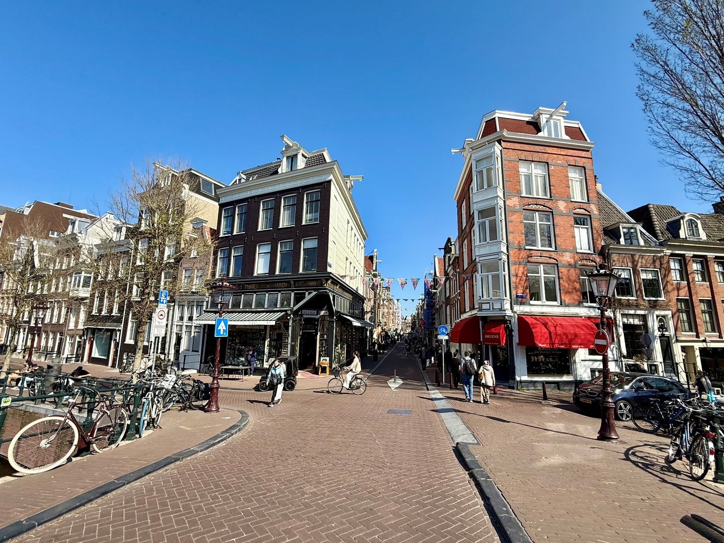 Bekijk foto 1 van Nieuwe Spiegelstraat