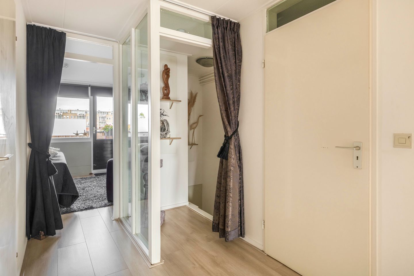 Foto 40 van Hemenweg 10