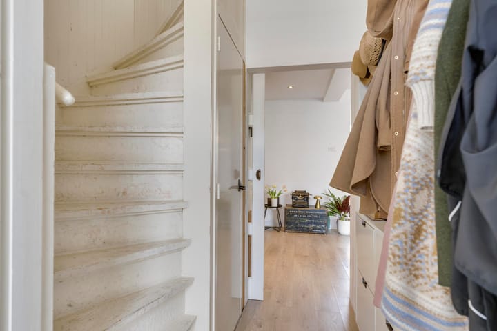 Foto 16 van Pieter de Hooghstraat 14