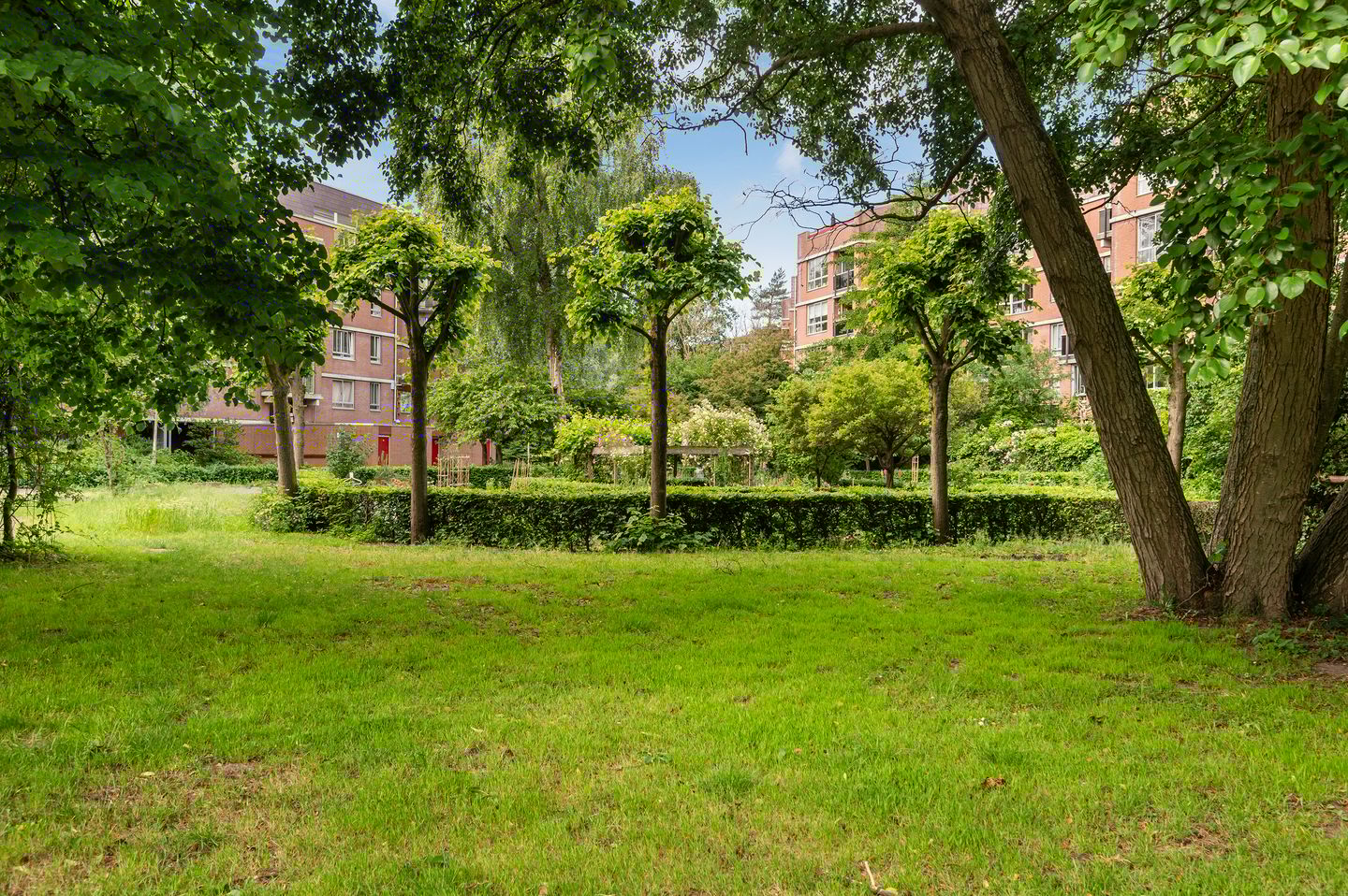 Foto 20 van Leerdamhof 396