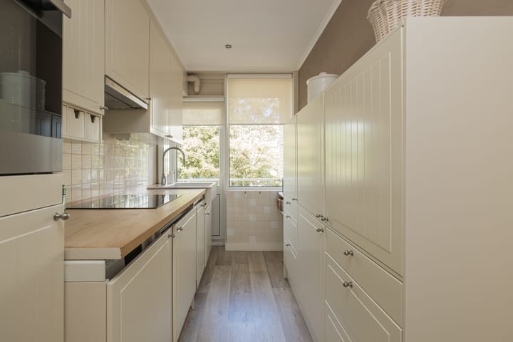 Photo 20 of Einsteinlaan 187