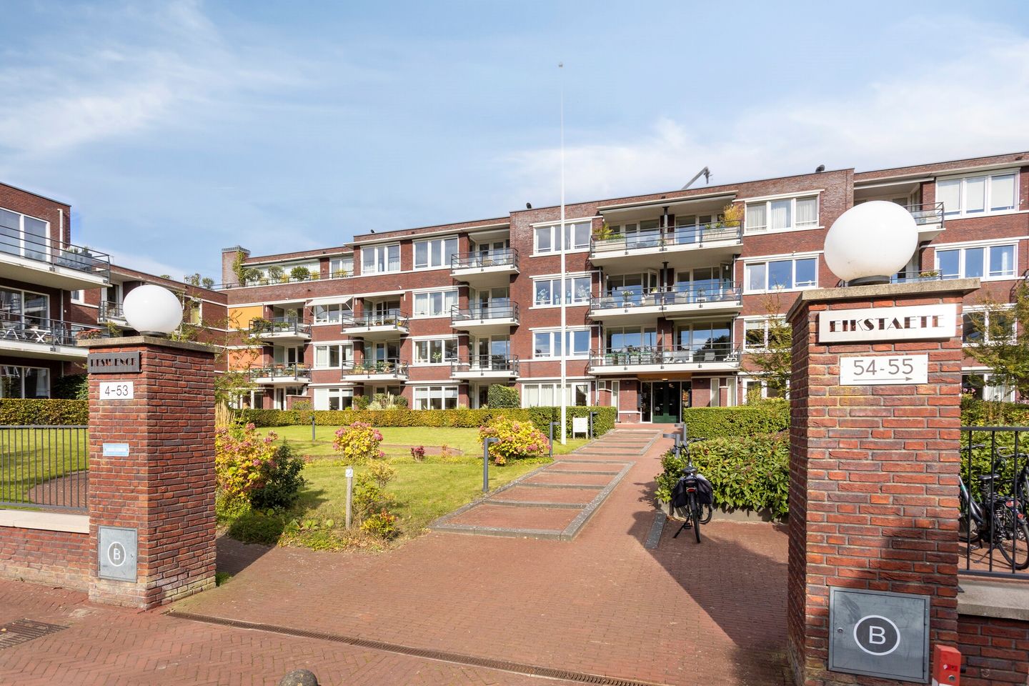 Foto 1 van Eikenhof 17